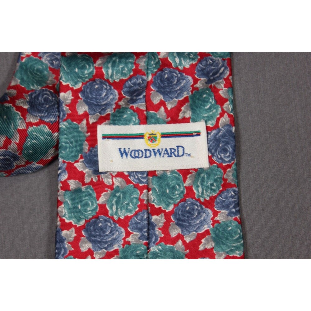 Vintage Woodward Floral Red Silk Tie Handmade Necktie 3.5" Wide - Picture 2 of 5
